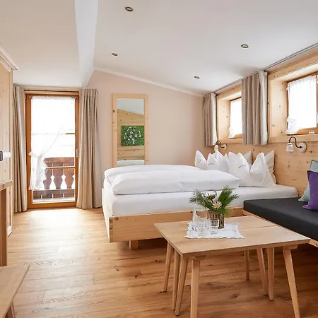 Biohotel Walserstuba فندق 3*